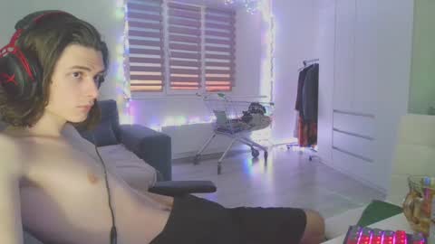 Snapshot of abobus123 chatting on 12-07-24, 12:24 hi cum in pvt noi extra tip online show from 12-07-24, 12:24