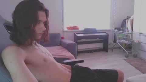 Snapshot of abobus123 chatting on 01-26-25, 07:53 hi cum in pvt noi extra tip online show from 01-26-25, 07:53