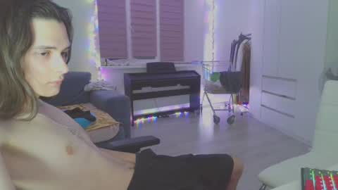 Snapshot of abobus123 chatting on 02-06-25, 02:48 hi cum in pvt noi extra tip online show from 02-06-25, 02:48