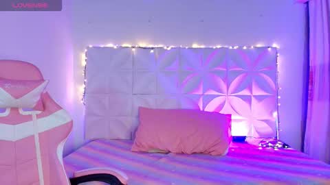 Snapshot of abril1_gh chatting on 11-07-25, 12:38 Abril online show from 11-07-25, 12:38