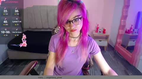 abril_ch_ online show from 10-18-25, 10:38