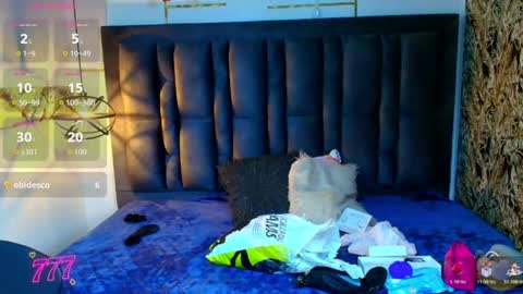 Abril Fox online show from 06-11-26, 12:32