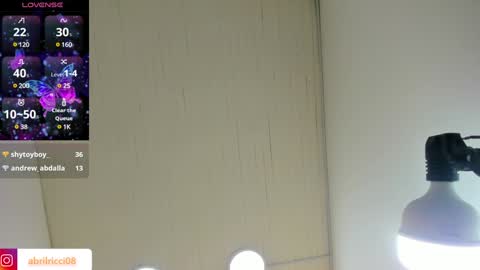 Snapshot of abril_ricci chatting on 01-29-25, 10:27 Abril online show from 01-29-25, 10:27
