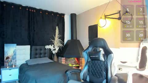 Snapshot of abril_riios chatting on 06-18-26, 04:13 Abril online show from 06-18-26, 04:13