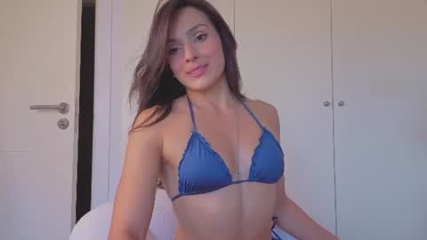 Snapshot of abrilhelena8 chatting on 06-26-26, 09:46 Helena online show from 06-26-26, 09:46
