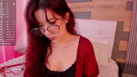 Snapshot of abrilsnow chatting on 06-08-26, 11:54 abrilsnow online show from 06-08-26, 11:54