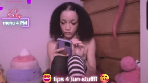 Snapshot of abruisedpeach chatting on 05-09-26, 04:06 Peach online show from 05-09-26, 04:06