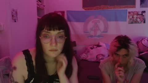Snapshot of absintiliak chatting on 05-20-26, 06:36 absintiliak online show from 05-20-26, 06:36