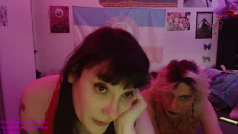 Snapshot of absintiliak chatting on 05-21-26, 07:21 absintiliak online show from 05-21-26, 07:21