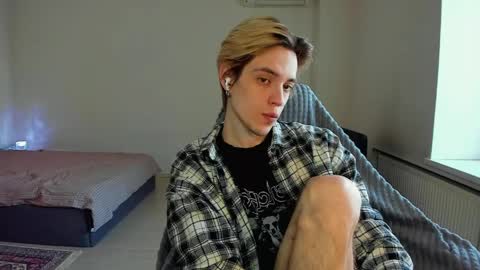 Nick online show from 04-16-26, 05:52