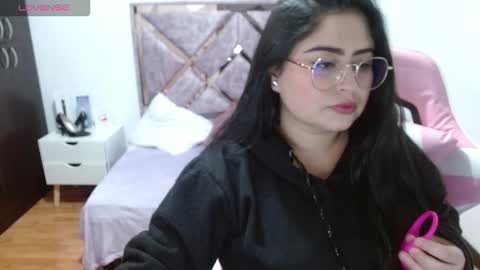 aby_luna_ online show from 10-02-25, 02:07