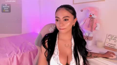 Snapshot of abynanami chatting on 11-17-25, 09:42 Abynanami online show from 11-17-25, 09:42