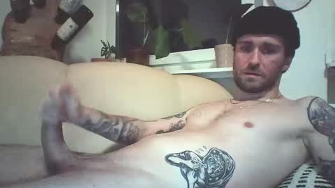 Snapshot of achix2704 chatting on 12-01-25, 06:57 achix2704 online show from 12-01-25, 06:57