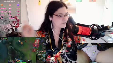 AChubbyGummy online show from 04-25-26, 10:18