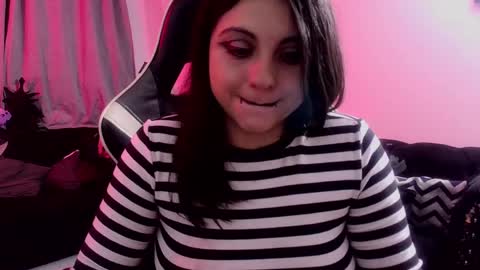 Alice online show from 05-18-26, 04:07