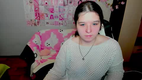 Kate online show from 11-06-25, 01:06