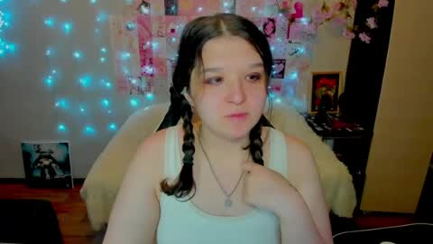 Snapshot of acid_kate chatting on 06-29-26, 11:38 Kate online show from 06-29-26, 11:38