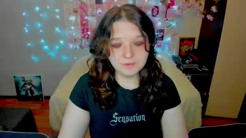 Snapshot of acid_kate chatting on 07-17-26, 12:39 Kate online show from 07-17-26, 12:39