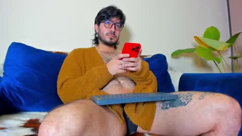 R. online show from 02-10-25, 12:39