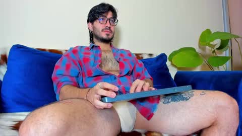 R. online show from 02-15-25, 09:38