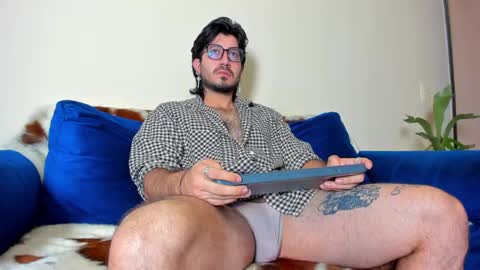 R. online show from 03-06-25, 09:25