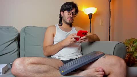 R. online show from 09-24-25, 11:02