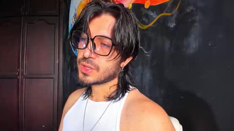 R. online show from 11-01-25, 03:14