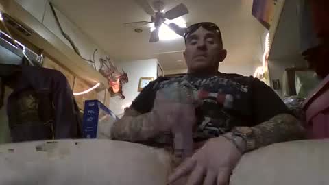 Snapshot of act_right_dub420 chatting on 01-04-25, 03:28 act_right_dub420 online show from 01-04-25, 03:28