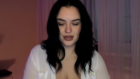 my inst   love inside 17 online show from 12-16-24, 05:49