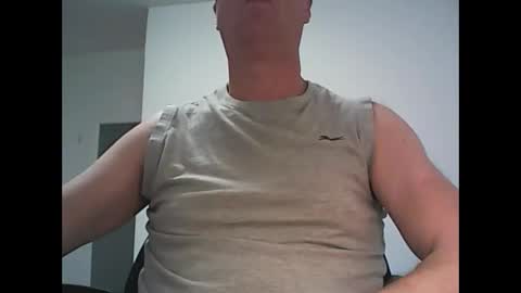 Snapshot of active147 chatting on 04-01-26, 10:18 active147 online show from 04-01-26, 10:18