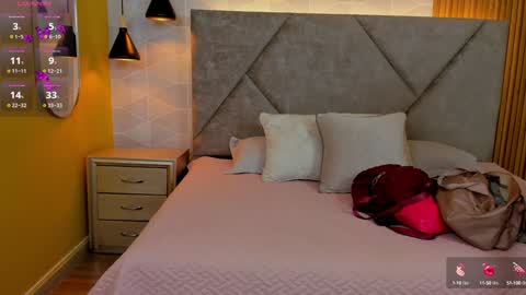 Snapshot of ada__lee_ chatting on 02-06-25, 11:21 Antonella online show from 02-06-25, 11:21