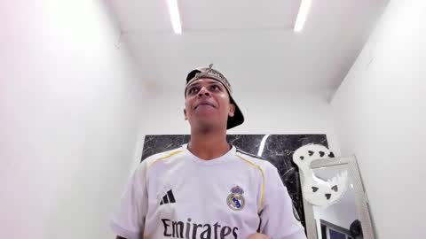 Snapshot of ada_brooke chatting on 11-20-25, 02:01 ada_brooke online show from 11-20-25, 02:01