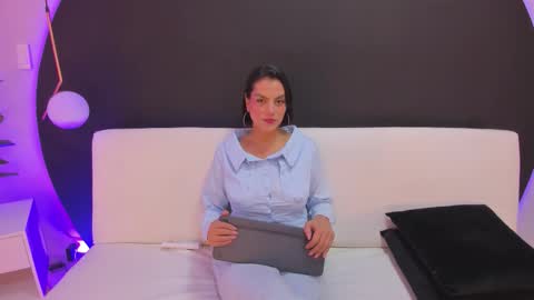    online show from 03-17-26, 01:58