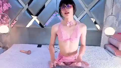 Snapshot of ada_wonk chatting on 06-08-26, 01:28 online show from 06-08-26, 01:28