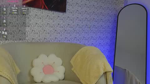 Snapshot of adablue25 chatting on 02-10-26, 02:48 Ada Blue online show from 02-10-26, 02:48