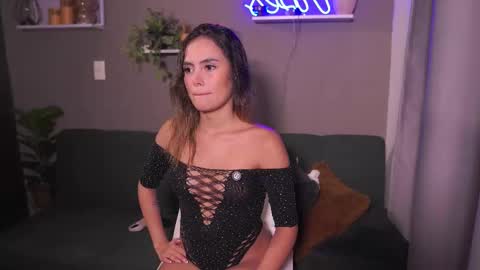 Snapshot of adahara_miller chatting on 11-12-25, 02:12 Adahara online show from 11-12-25, 02:12