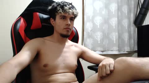 Snapshot of adalgont chatting on 02-06-25, 01:49 Adalgont online show from 02-06-25, 01:49