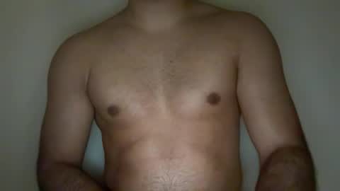 Snapshot of adam324_ chatting on 06-08-26, 01:44 adam324_ online show from 06-08-26, 01:44