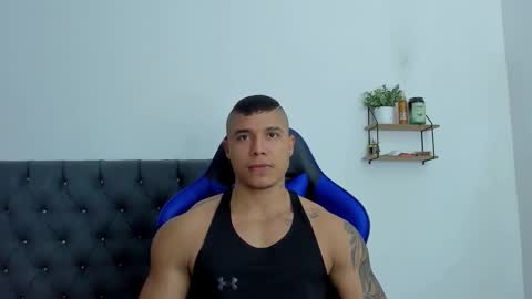 Snapshot of adam_boss chatting on 10-21-25, 09:15 adam boss online show from 10-21-25, 09:15