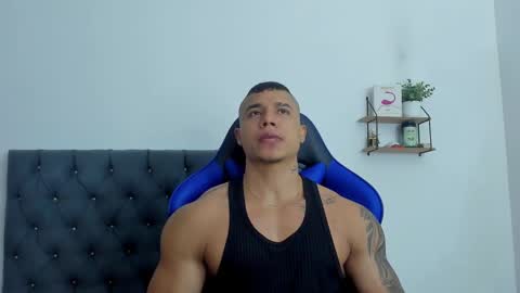 Snapshot of adam_boss chatting on 10-25-25, 07:05 adam boss online show from 10-25-25, 07:05