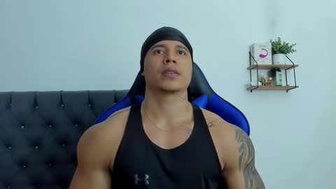 Snapshot of adam_boss chatting on 11-24-25, 09:25 adam boss online show from 11-24-25, 09:25