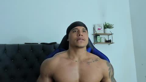 adam boss online show from 04-09-26, 09:42