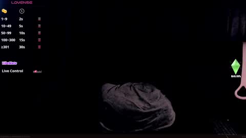 Snapshot of adam_bouton chatting on 09-25-25, 11:36 Adam online show from 09-25-25, 11:36