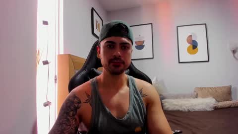 Snapshot of adam_clarke chatting on 01-31-25, 01:56 adam clarke online show from 01-31-25, 01:56