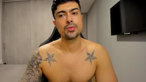 Snapshot of adam_clarke chatting on 02-13-25, 05:26 adam clarke online show from 02-13-25, 05:26