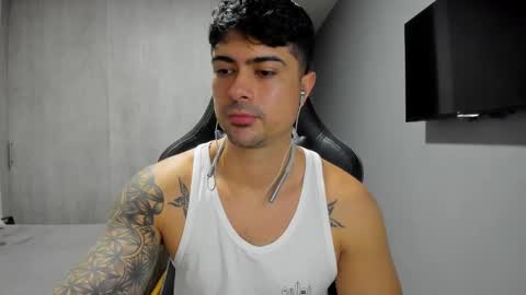 Snapshot of adam_clarke chatting on 02-18-25, 03:21 adam clarke online show from 02-18-25, 03:21