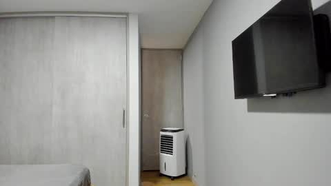 Snapshot of adam_clarke chatting on 02-21-25, 09:02 adam clarke online show from 02-21-25, 09:02