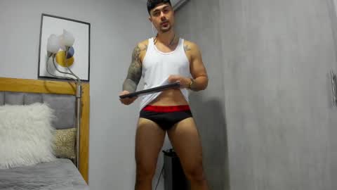 Snapshot of adam_clarke chatting on 02-25-25, 01:20 adam clarke online show from 02-25-25, 01:20