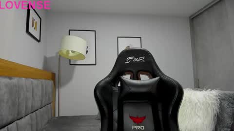 Snapshot of adam_clarke chatting on 09-17-25, 12:23 adam clarke online show from 09-17-25, 12:23