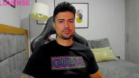 Snapshot of adam_clarke chatting on 10-02-25, 05:03 adam clarke online show from 10-02-25, 05:03